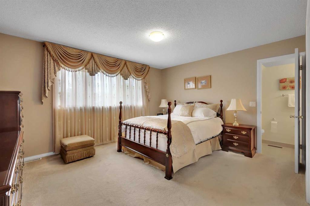 Picture for 1296 Berkley Drive NW