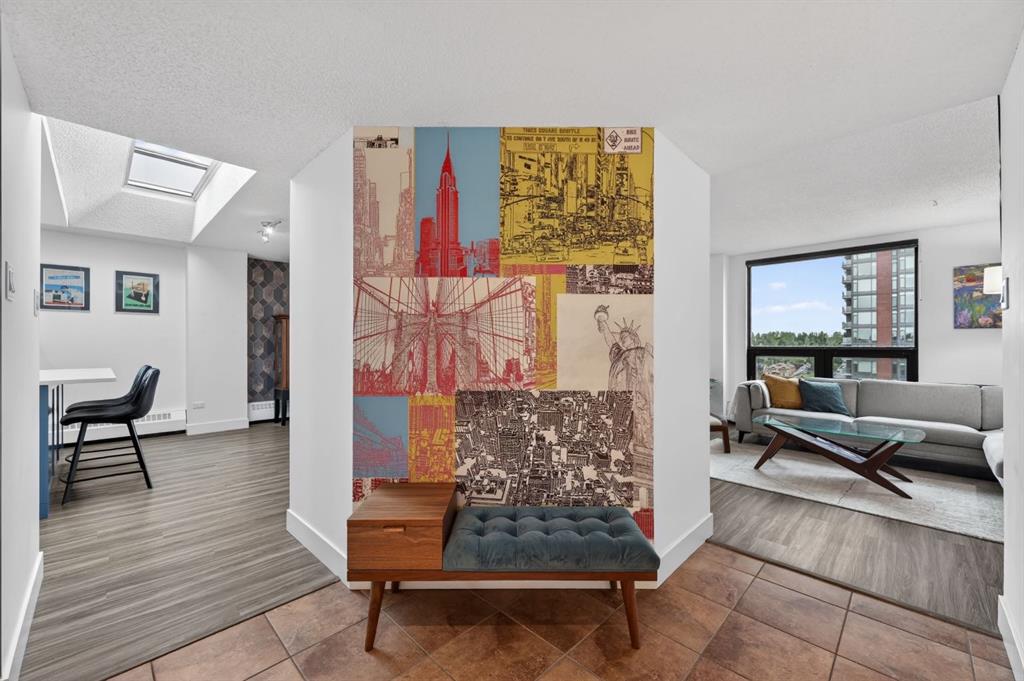 Picture for 1, 1304 15 Avenue SW