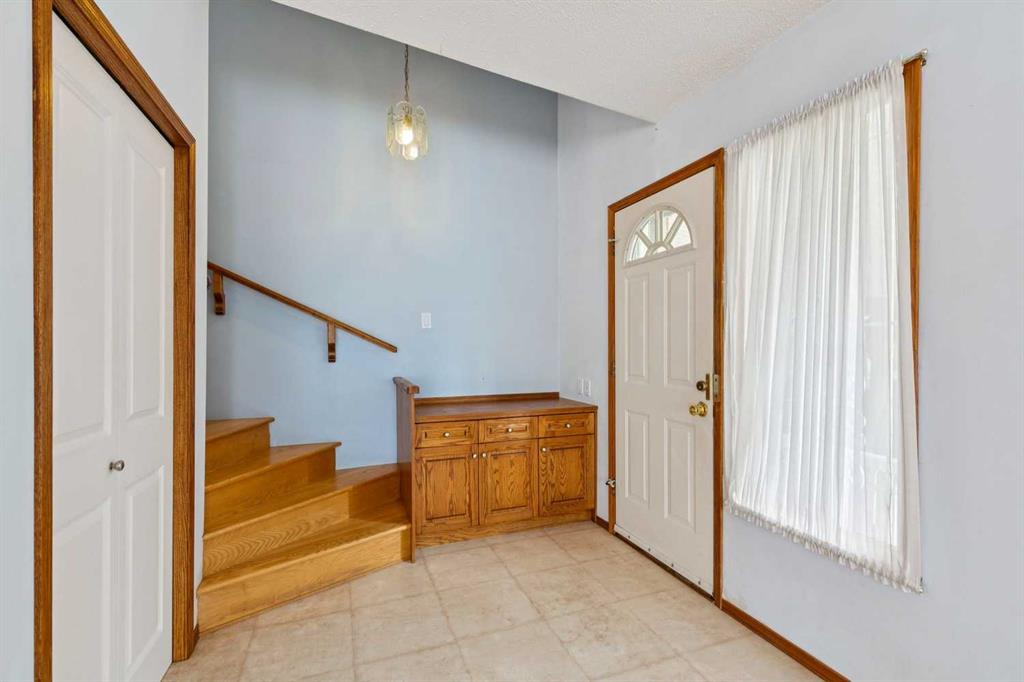 Picture for 4823 Brisebois Drive NW