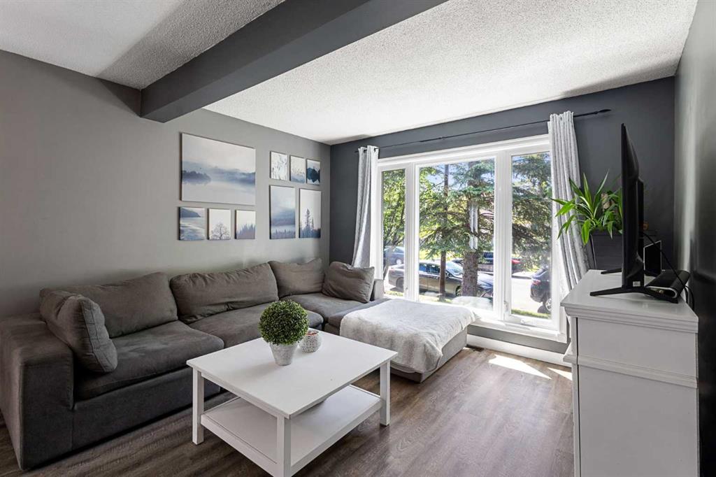 Picture for 149 Taradale Close NE