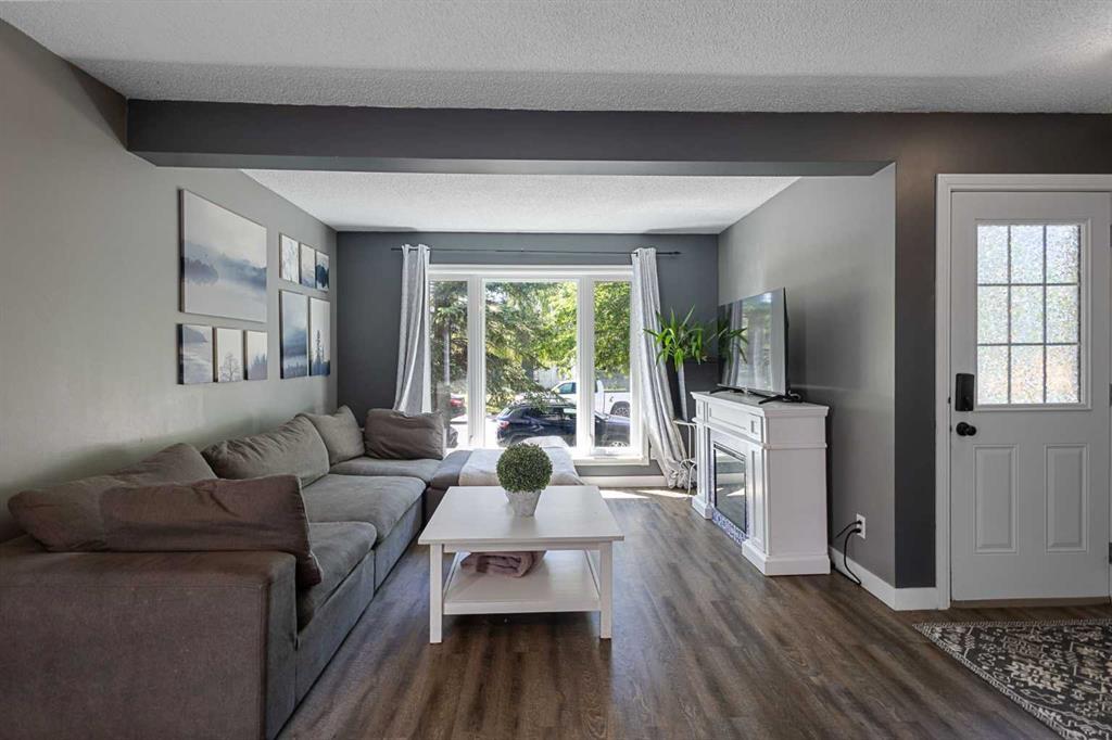 Picture for 149 Taradale Close NE