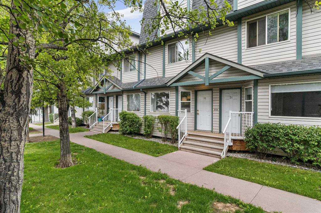 Picture for 32, 200 Glacier Drive 