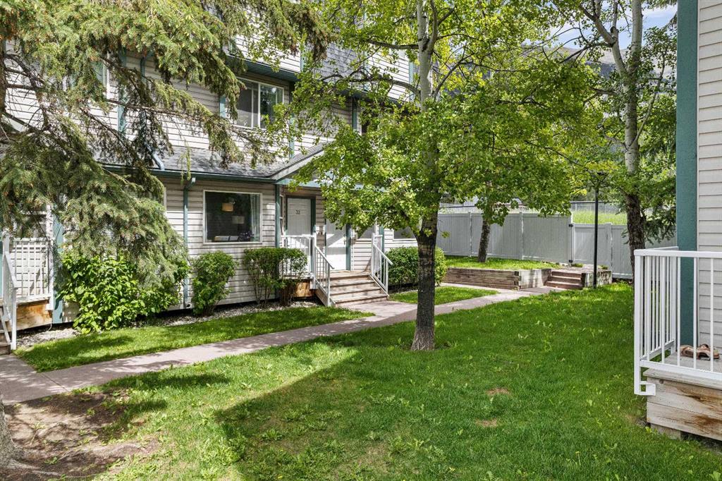 Picture for 32, 200 Glacier Drive 