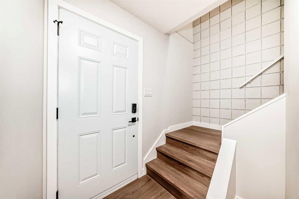 Picture for 7634 24A Street SE