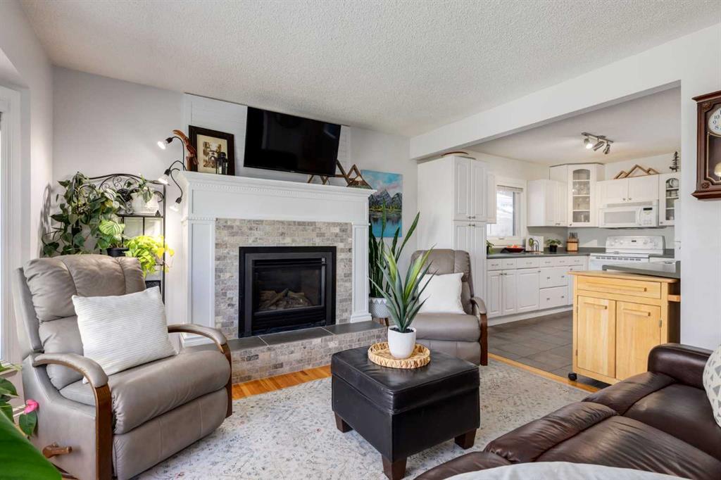 Picture for 4011 25 Avenue SW