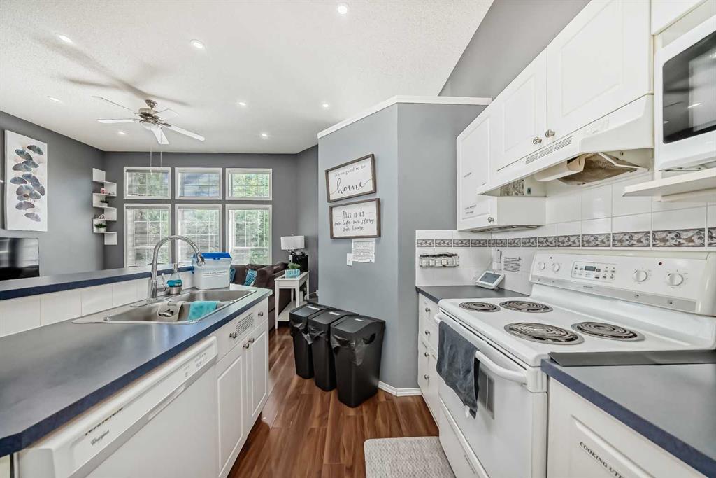 Picture for 12 Taravista Crescent NE