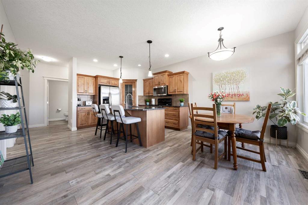 Picture for 178 Prairie Springs Crescent SW