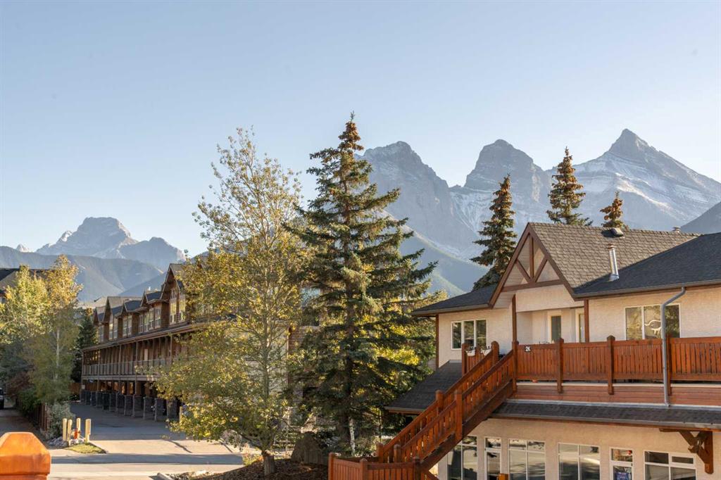 Picture for 205, 112 Kananaskis Way 
