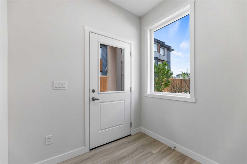 Picture for 602, 90 Corner Meadows Manor NE