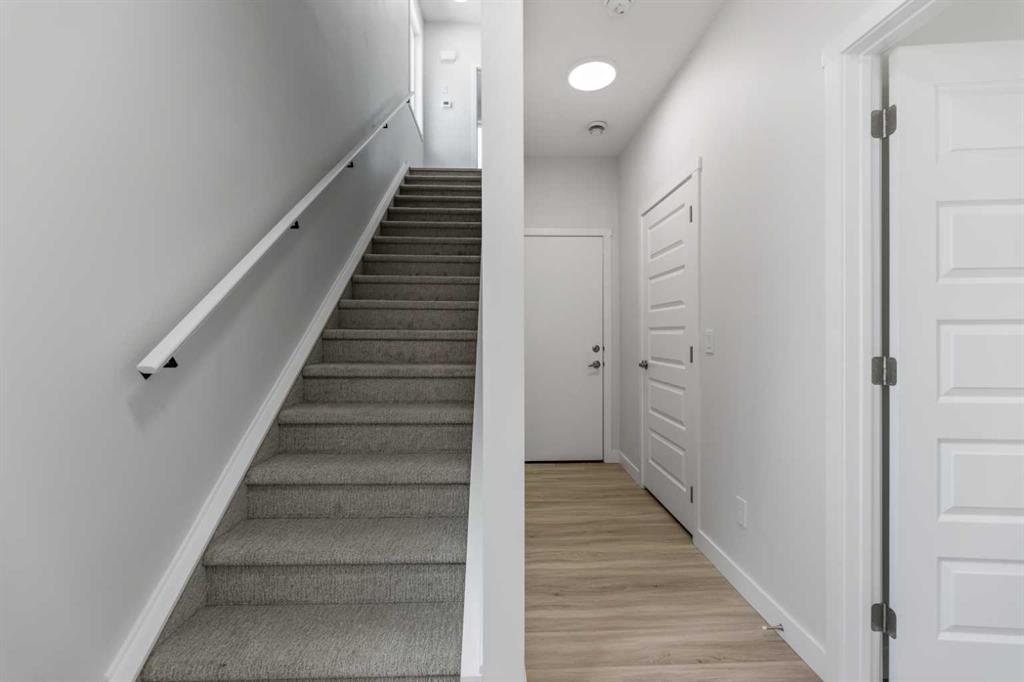 Picture for 602, 90 Corner Meadows Manor NE