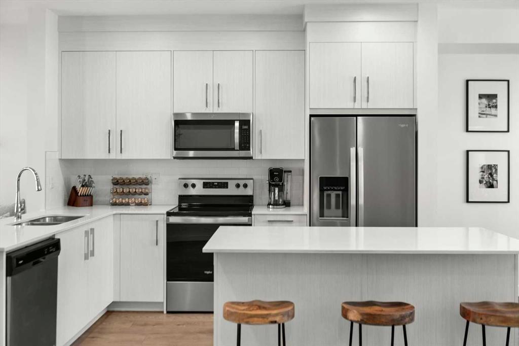 Picture for 505, 14225 1 Street NW