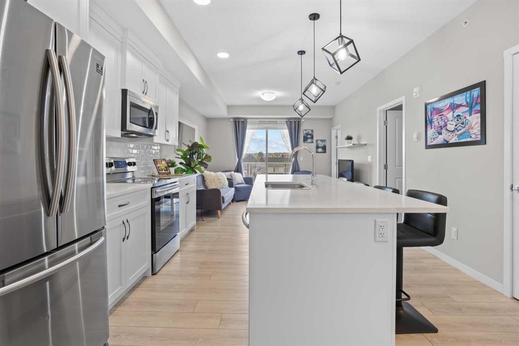 Picture for 406, 370 Harvest Hills Common NE