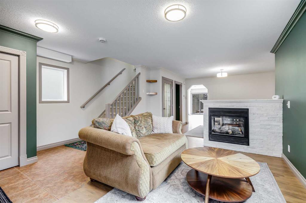 Picture for 2232 15A Street SE