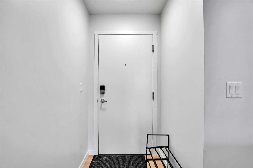 Picture for 4407, 550 Belmont Street SW