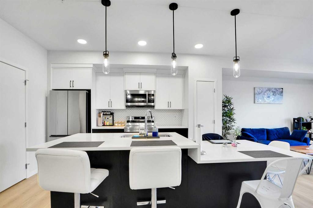 Picture for 4407, 550 Belmont Street SW