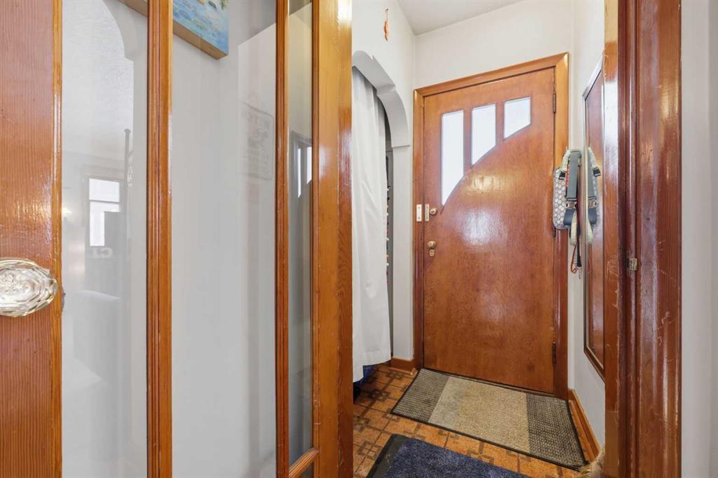 Picture for 1019 8 Avenue NE