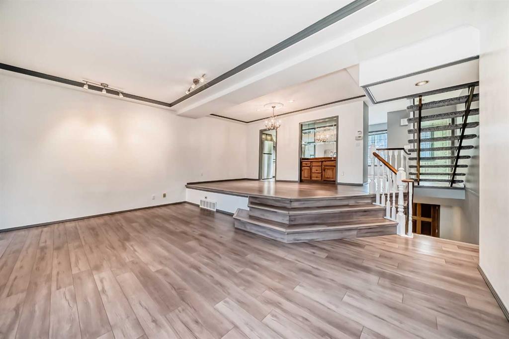 Picture for 280, 4037 42 Street NW