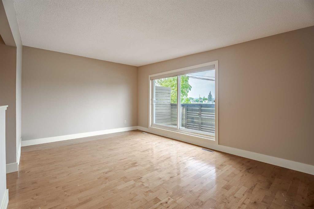 Picture for 3, 6222 31 Avenue NW