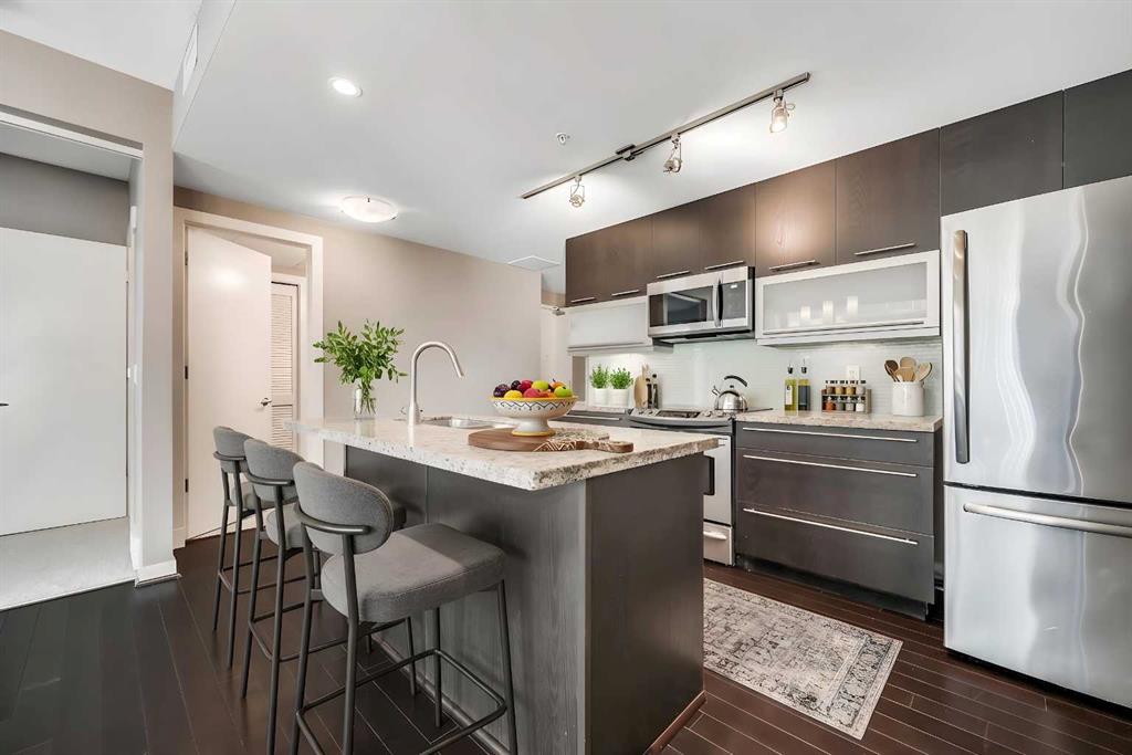 Picture for 2001, 215 13 Avenue SW