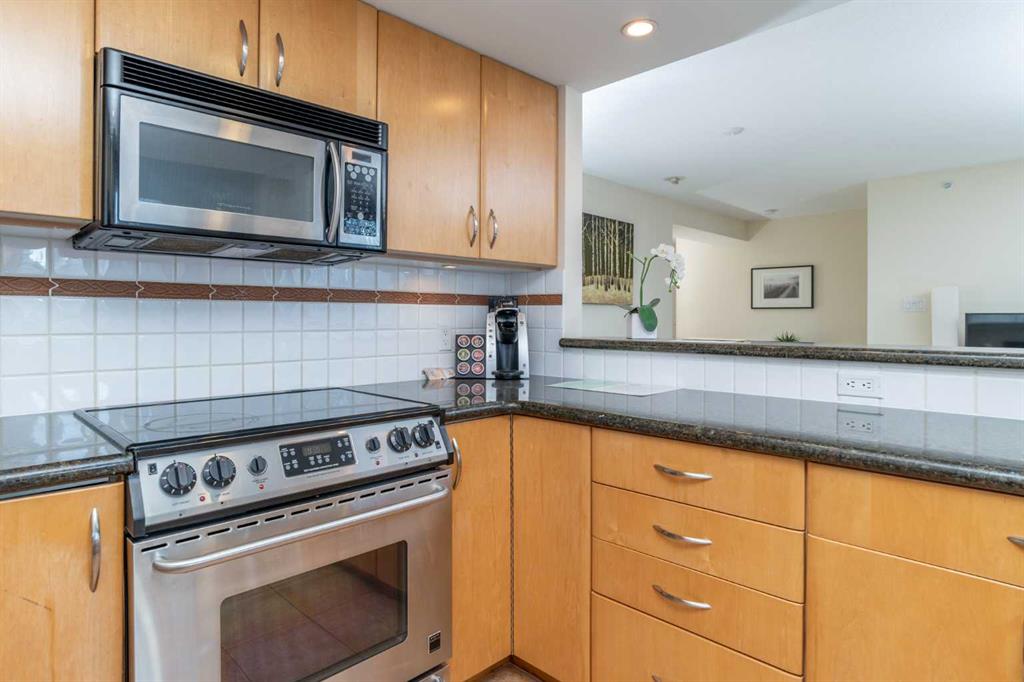 Picture for 404, 1108 6 Avenue SW