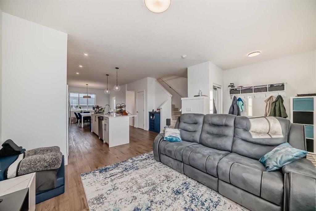 Picture for 144 Merganser Drive W