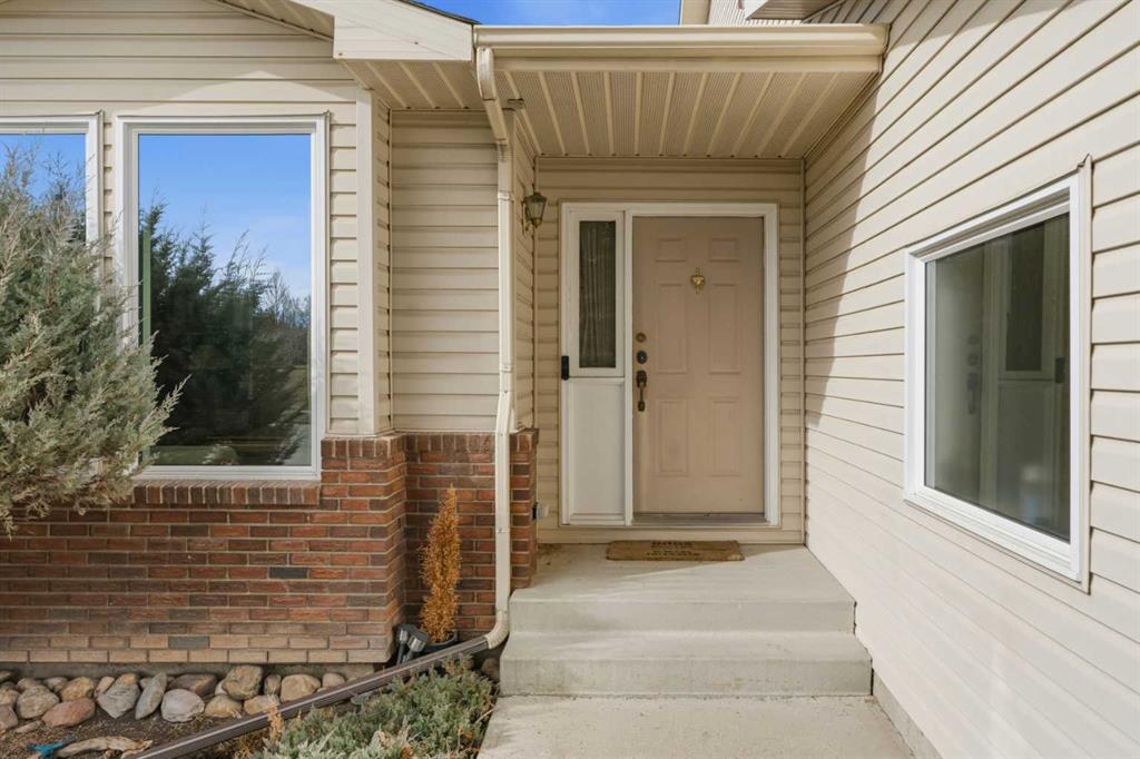 Picture for 427 Woodbine Boulevard SW