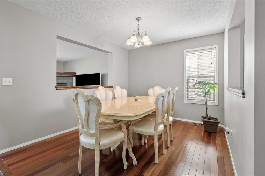 Picture for 8 Chapalina Rise SE