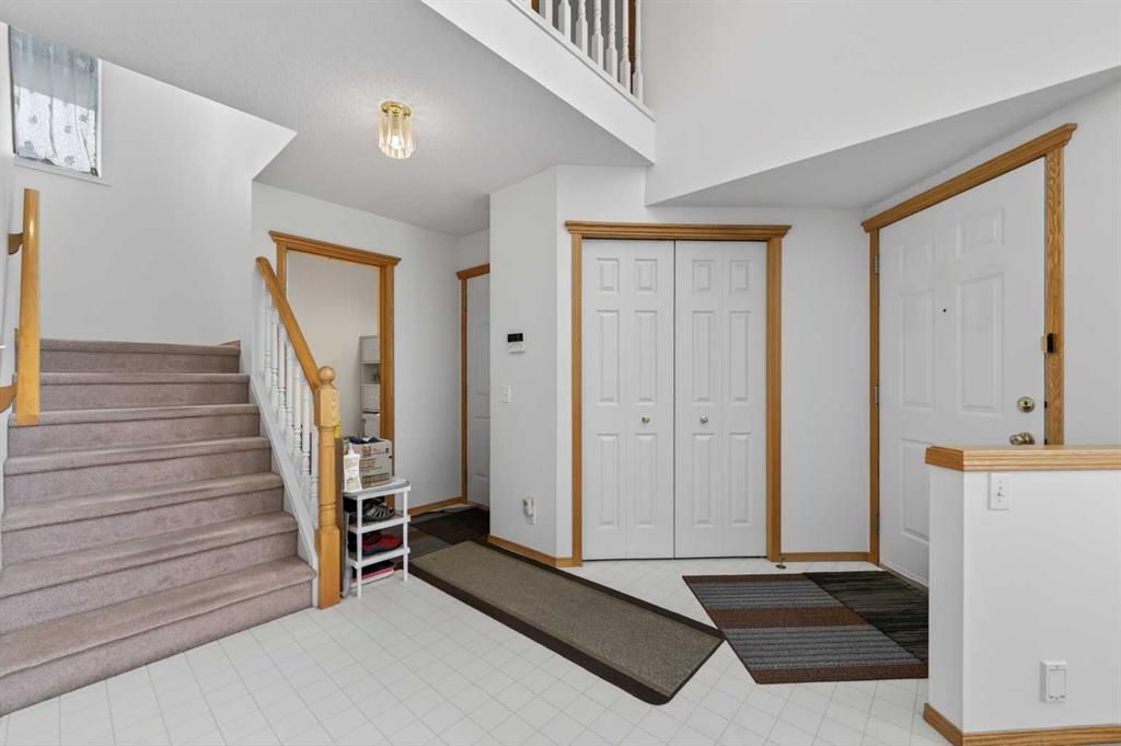 Picture for 718 Coral Springs Boulevard NE