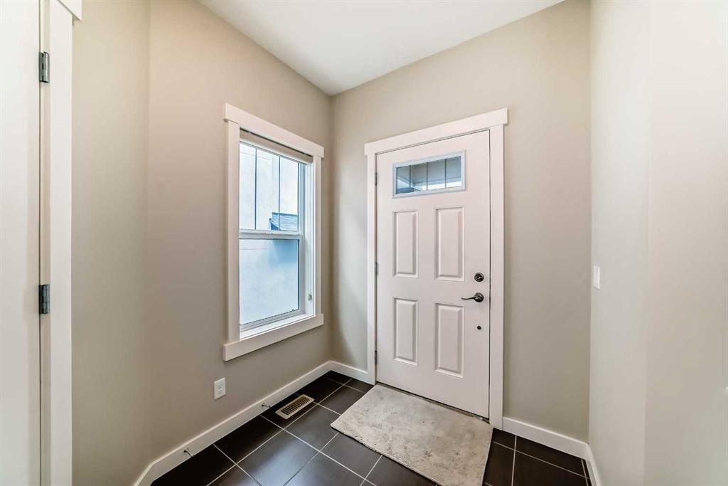 Picture for 210 Stonemere Green 