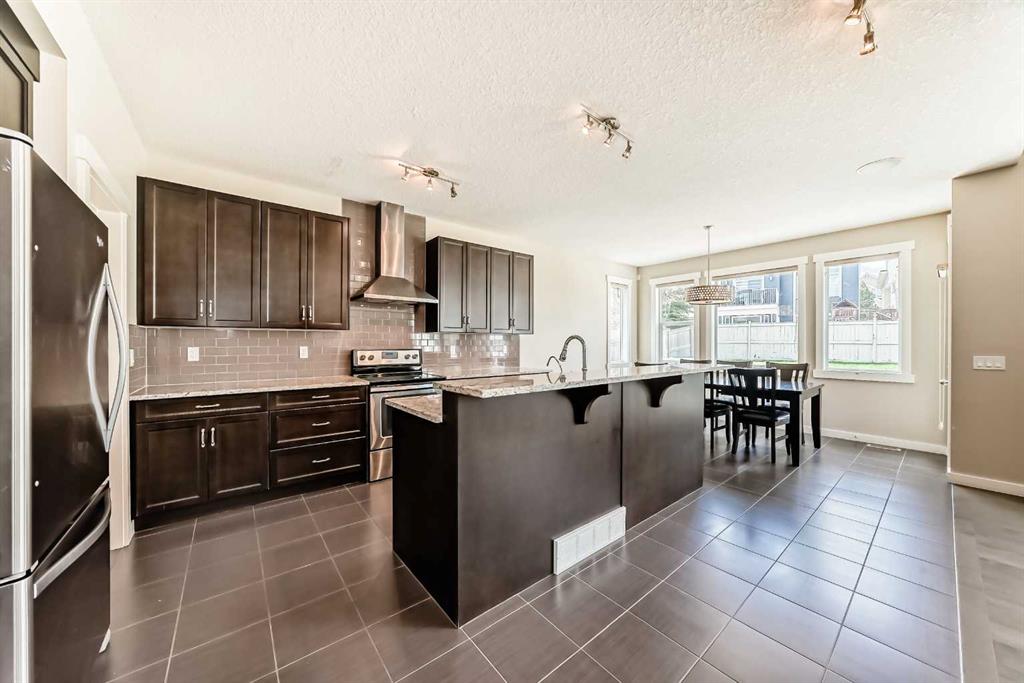 Picture for 210 Stonemere Green 