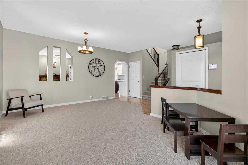 Picture for 20 Riverwood Crescent SE