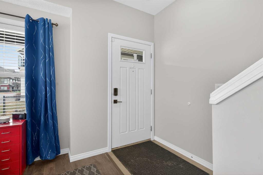 Picture for 1601, 280 Williamstown Close NW