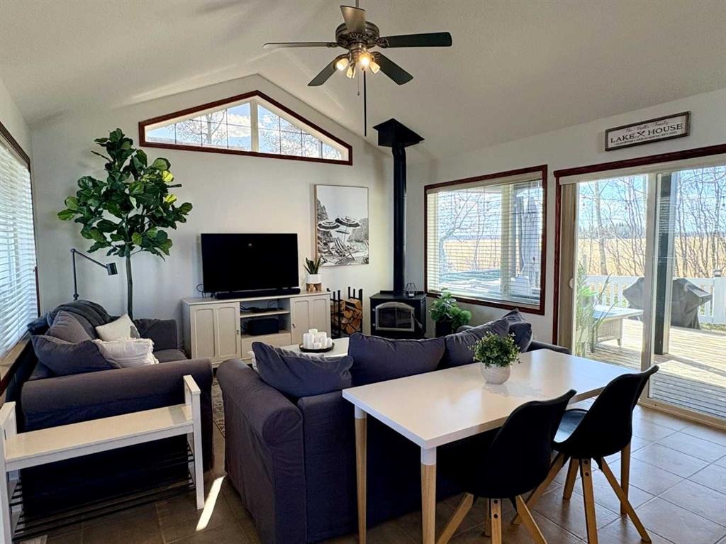 Picture for 5003, 35468 Range Road 30  
