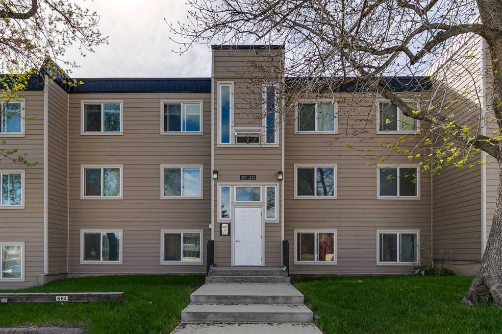 Picture for 208, 315 Heritage Drive SE