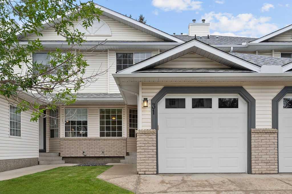 Picture for 31 Silvergrove Close NW