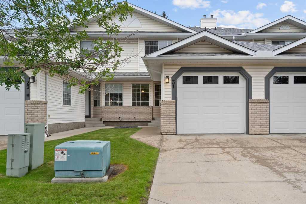 Picture for 31 Silvergrove Close NW