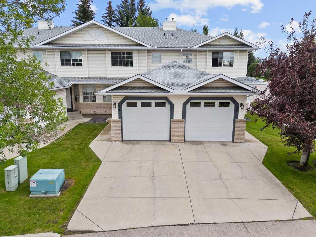 Picture for 31 Silvergrove Close NW