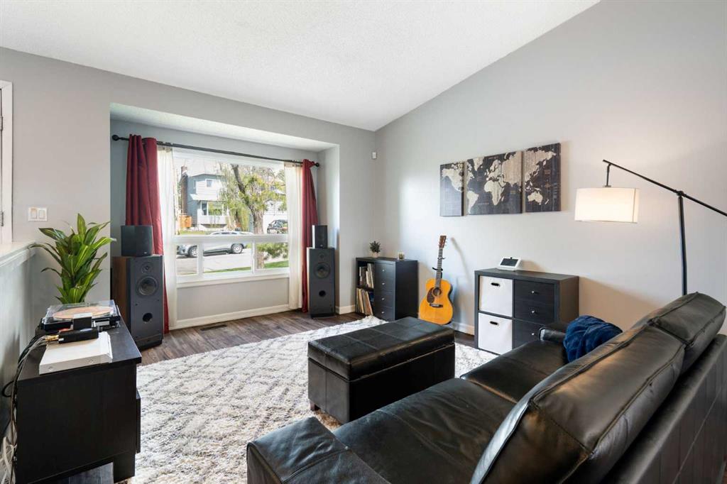 Picture for 8 Hawkwood Place NW