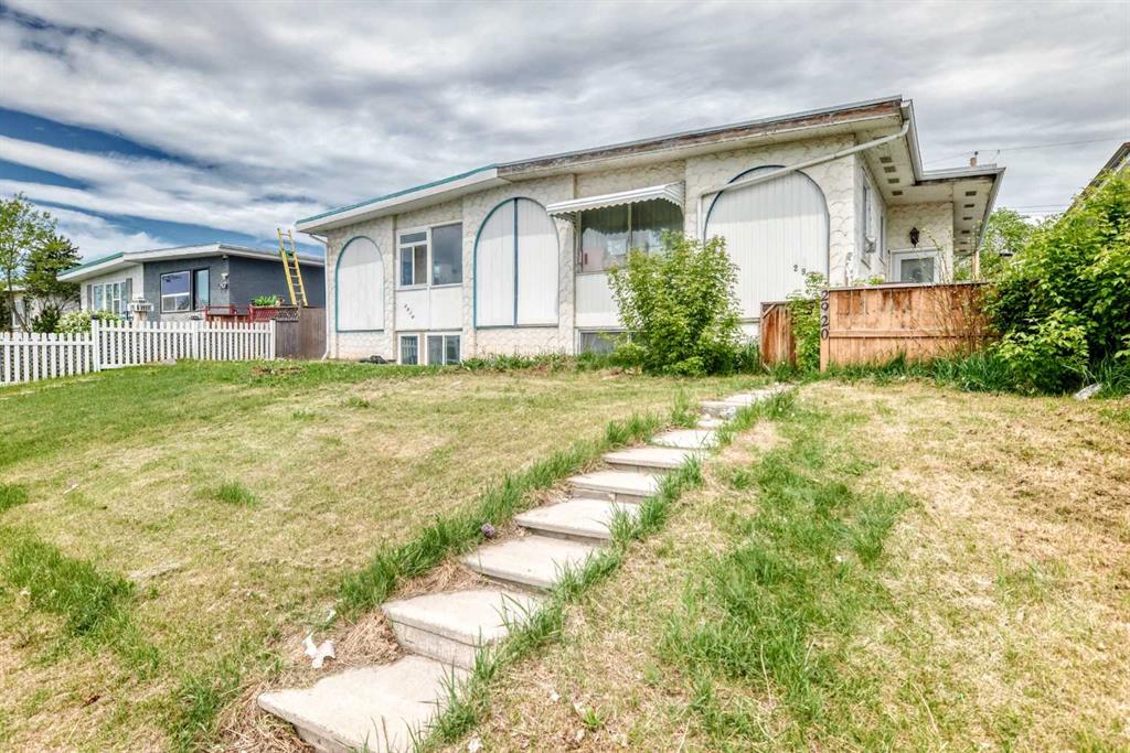 Picture for 2918 Doverville Crescent SE