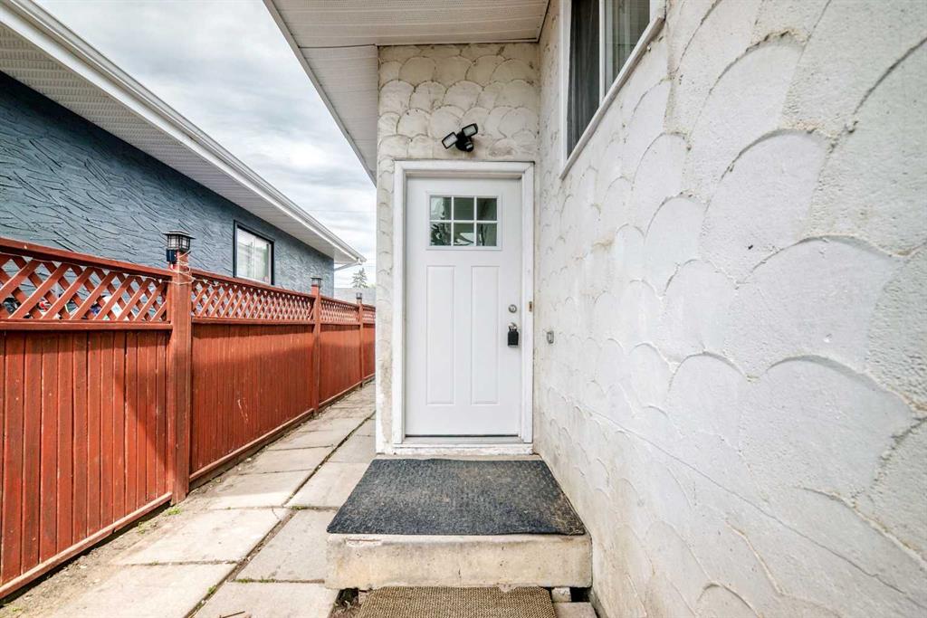 Picture for 2918 Doverville Crescent SE