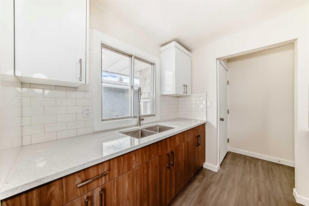 Picture for 2918 Doverville Crescent SE