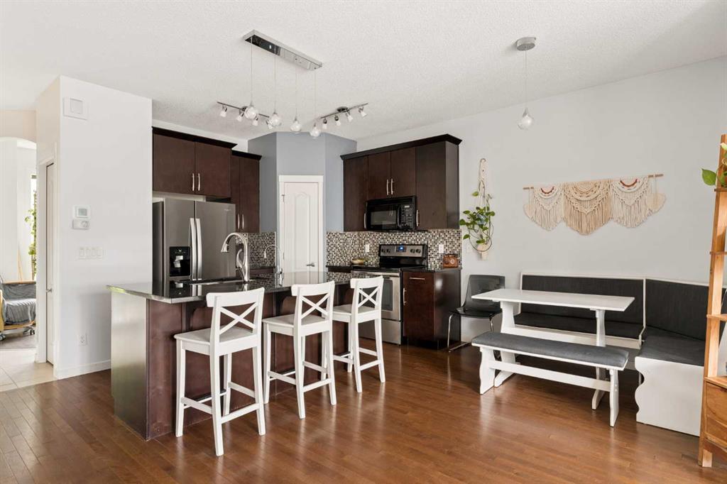 Picture for 74 Autumn Crescent SE