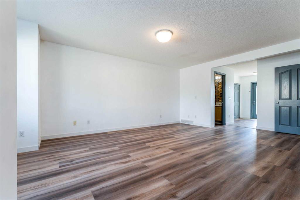 Picture for 2102, 111 Tarawood Lane NE