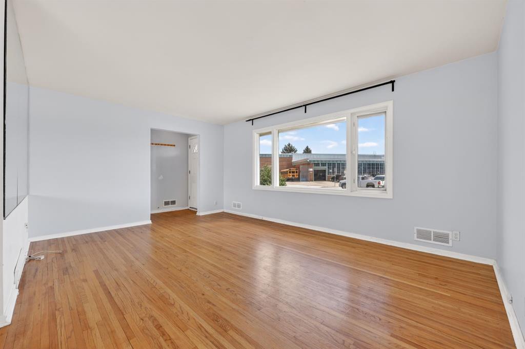 Picture for 2827 23A Street NW