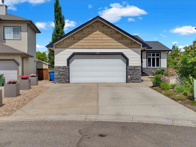 Picture for 147 Cove Place 