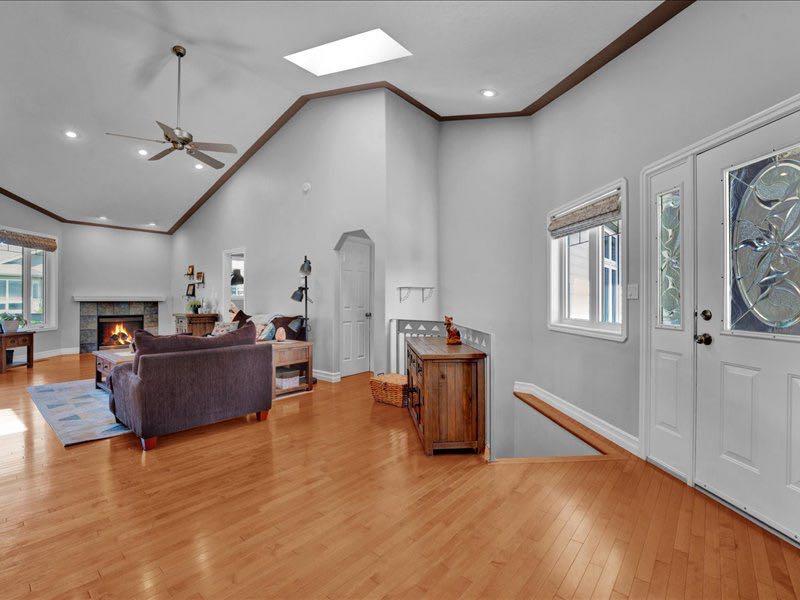 Picture for 147 Cove Place 