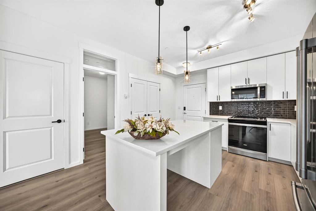 Picture for 8317, 151 Legacy Main Street SE