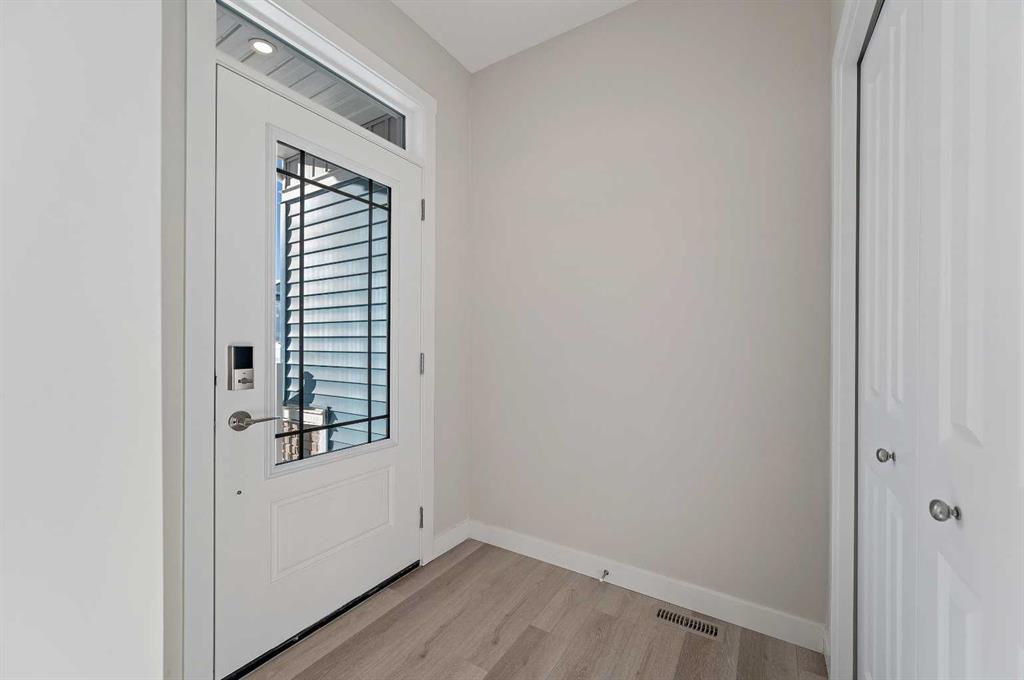 Picture for 2210 Bayview Drive SW