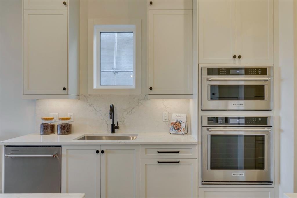 Picture for 176 Marina Grove SE https://www.cirrealty.ca/reb/creb/40/A2266740_15.jpg