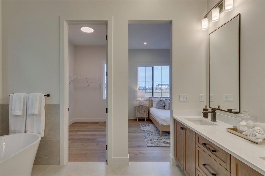 Picture for 176 Marina Grove SE https://www.cirrealty.ca/reb/creb/40/A2266740_35.jpg